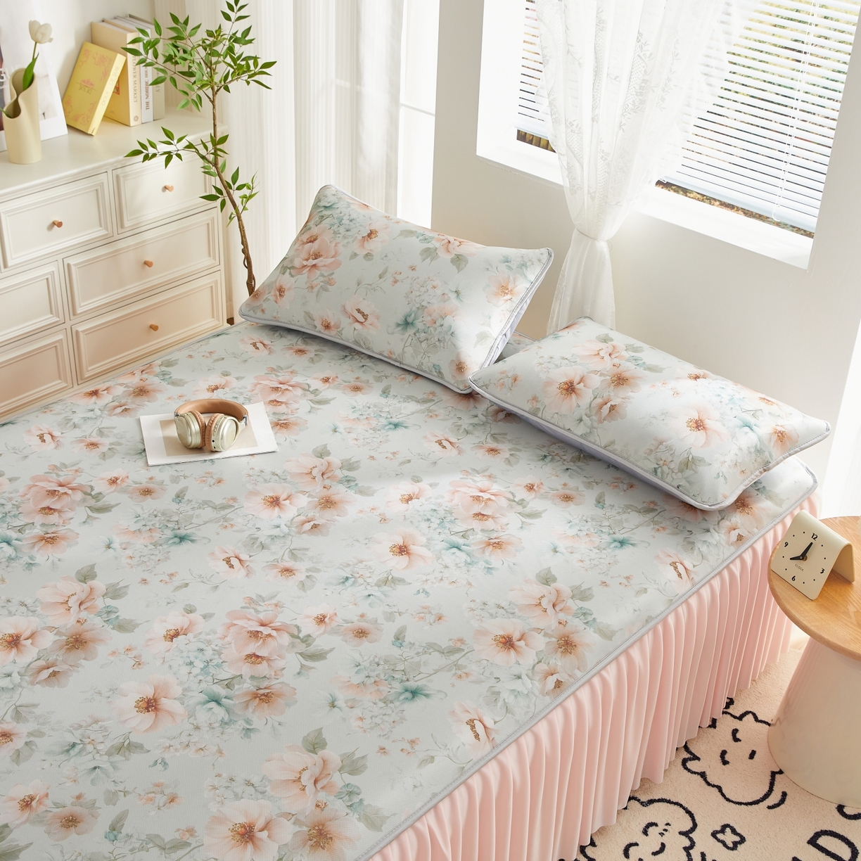 91家纺网 家纺一手货源 找家纺 优莱床垫 2026新款冰丝复合抗菌凉席床裙款 春意浓凉席床裙