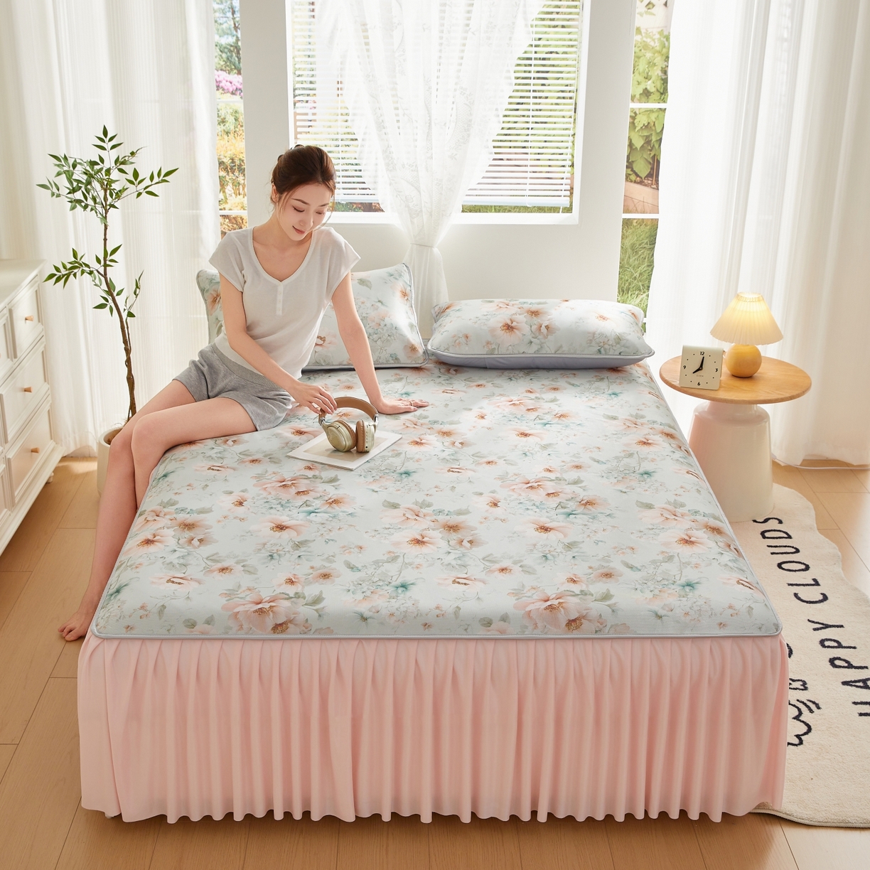 91家纺网 家纺一手货源 找家纺 优莱床垫 2026新款冰丝复合抗菌凉席床裙款 春意浓凉席床裙