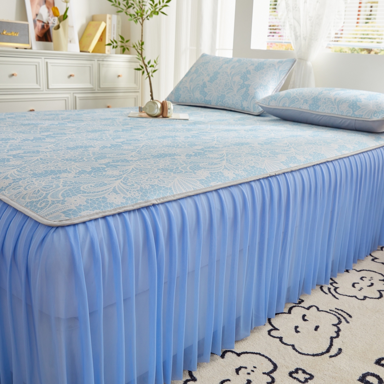 91家纺网 家纺一手货源 找家纺 优莱床垫 2026新款冰丝复合抗菌凉席床裙款 清羽冰蓝凉席床裙