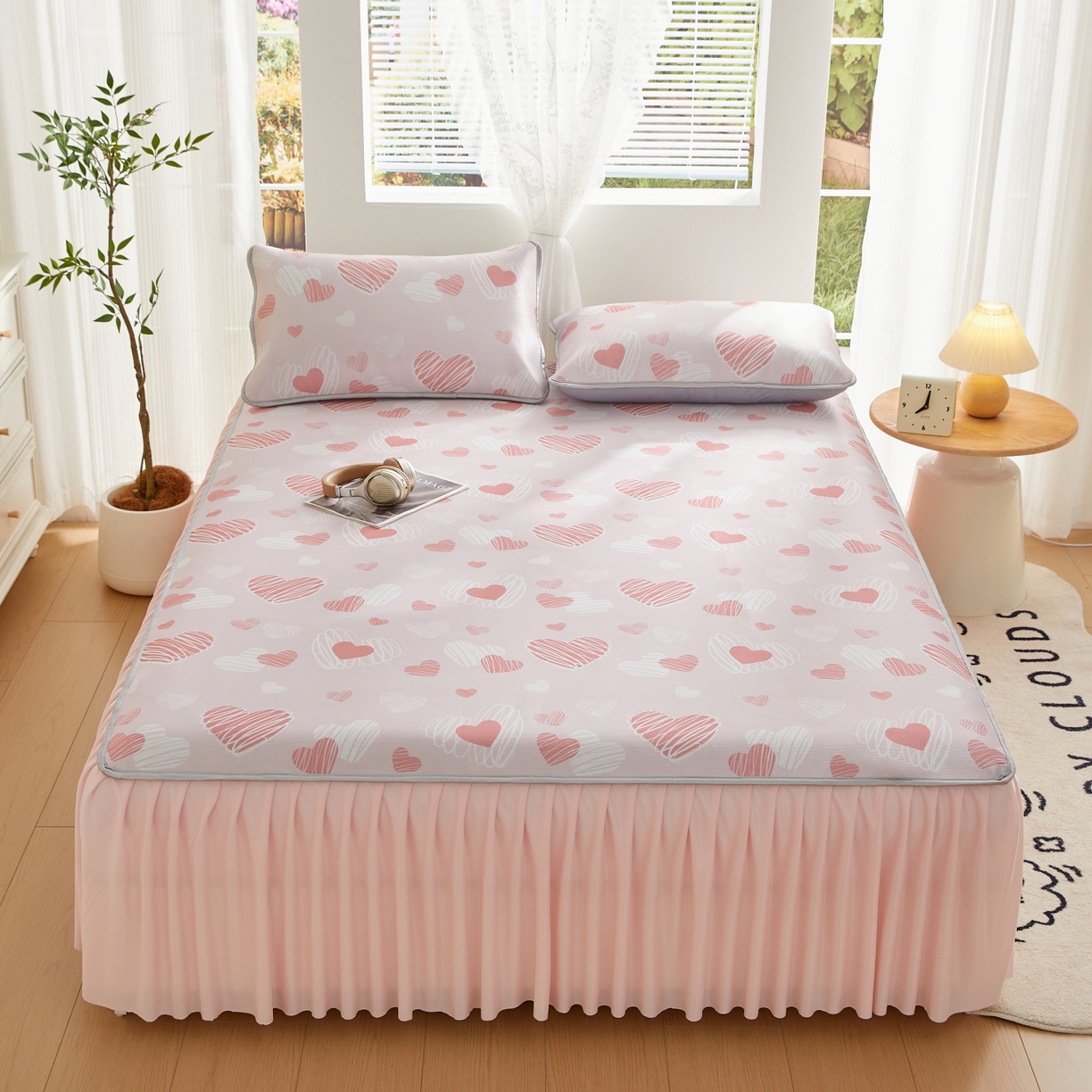 91家纺网 家纺一手货源 找家纺 优莱床垫 2026新款冰丝复合抗菌凉席床裙款 心心相印凉席床裙