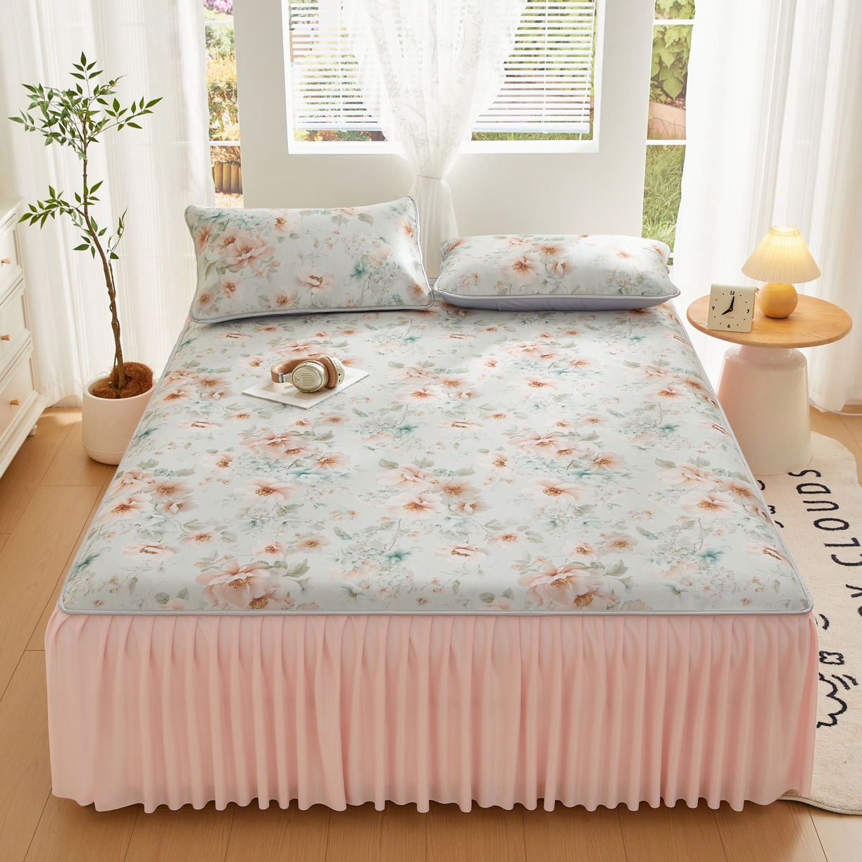 91家纺网 家纺一手货源 找家纺 优莱床垫 2026新款冰丝复合抗菌凉席床裙款 春意浓凉席床裙