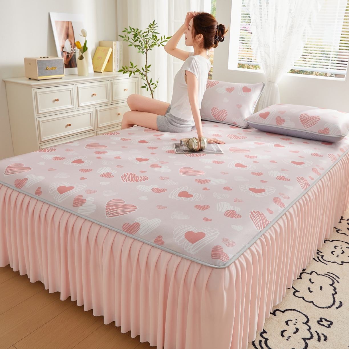 91家纺网 家纺一手货源 找家纺 优莱床垫 2026新款冰丝复合抗菌凉席床裙款 心心相印凉席床裙