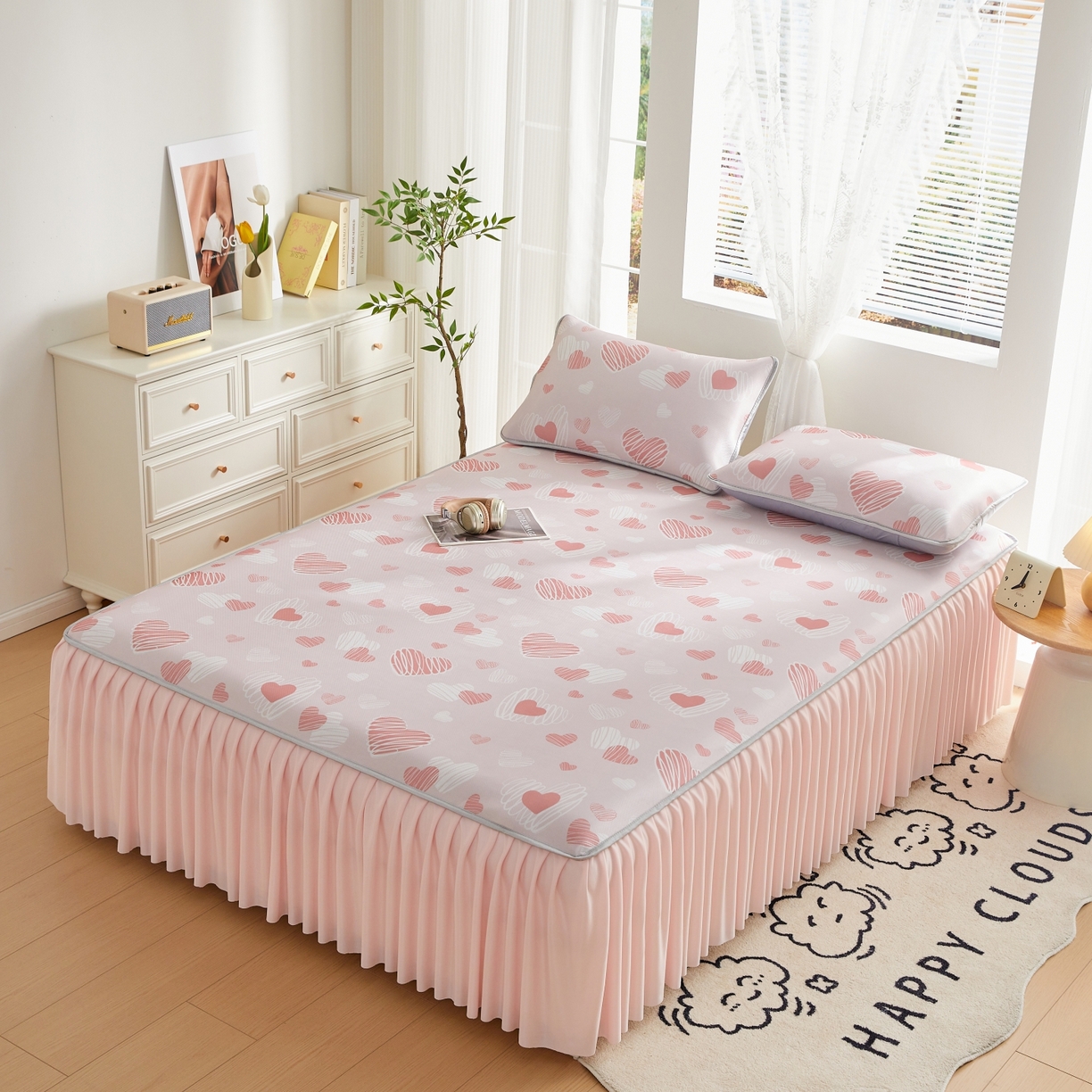 91家纺网 家纺一手货源 找家纺 优莱床垫 2026新款冰丝复合抗菌凉席床裙款 心心相印凉席床裙