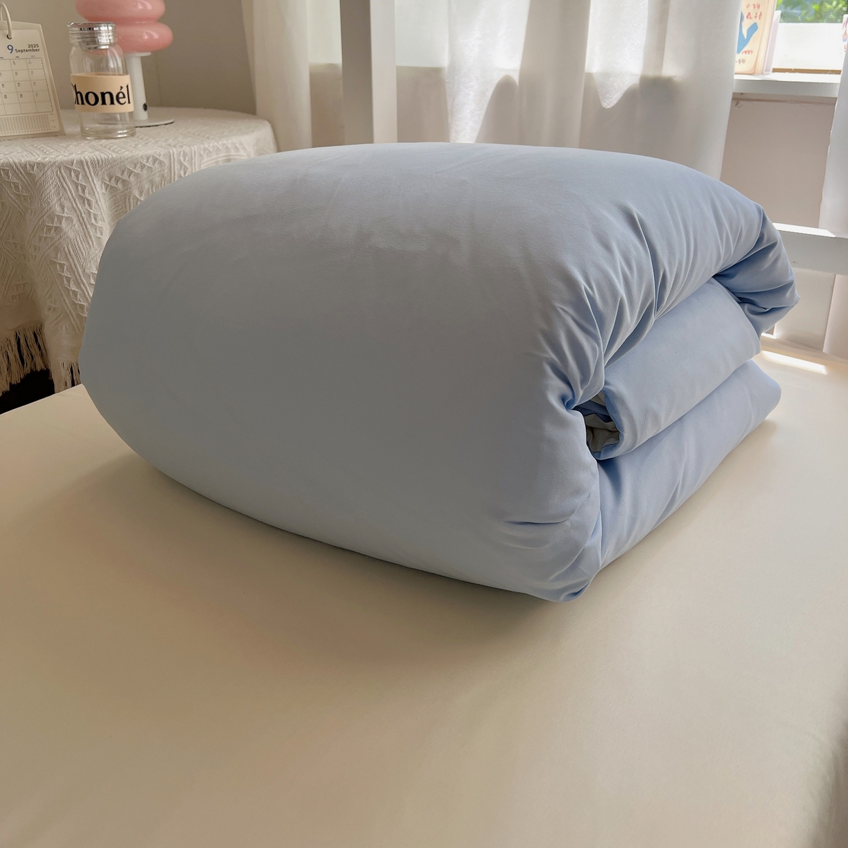 91家纺网 家纺一手货源 找家纺 缦绣阁家纺 2026新款亲肤水洗棉纯色四件套床单被罩被套单件学生宿舍上下铺单人三件套 天空兰芝士