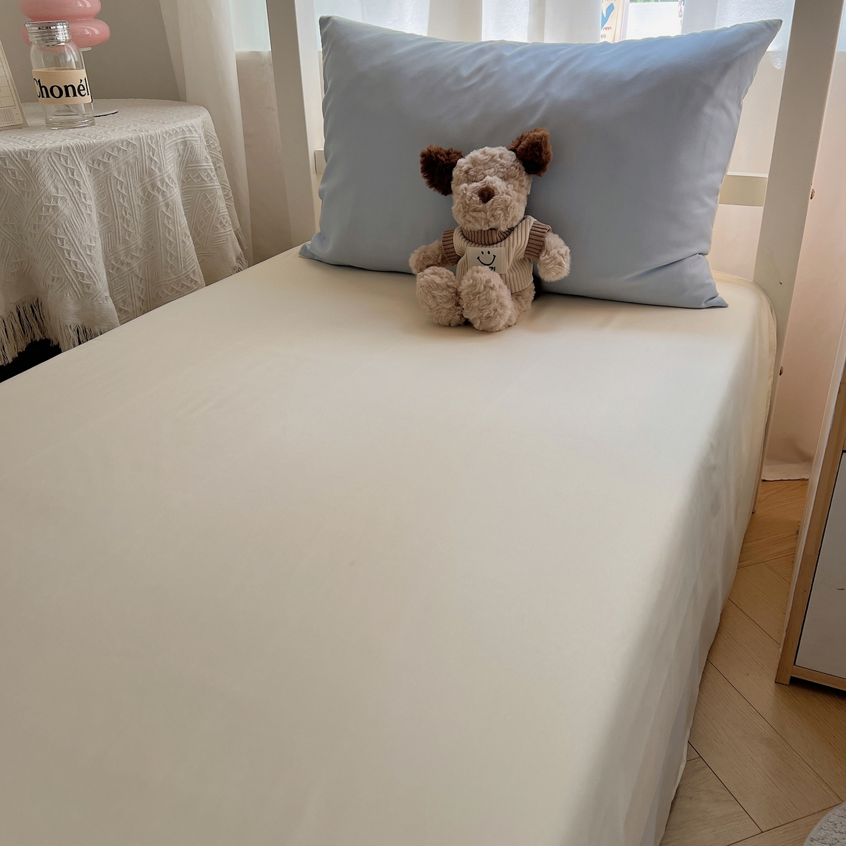 91家纺网 家纺一手货源 找家纺 缦绣阁家纺 2026新款亲肤水洗棉纯色四件套床单被罩被套单件学生宿舍上下铺单人三件套 天空兰芝士