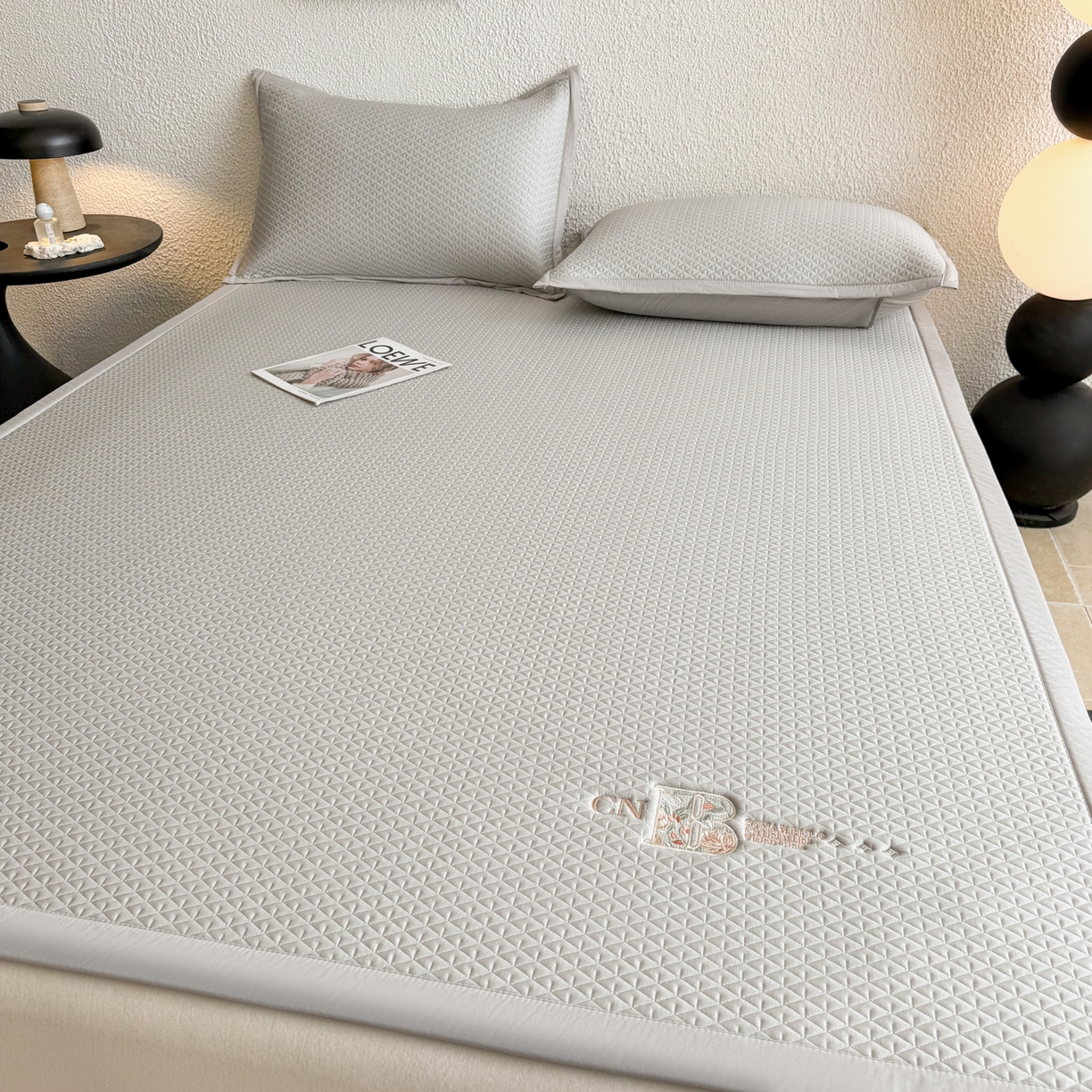 91家纺网 家纺一手货源 找家纺 （总）鑫姿席业 2026新款A类PE凉感抗菌席凉席席子-几何花静系列