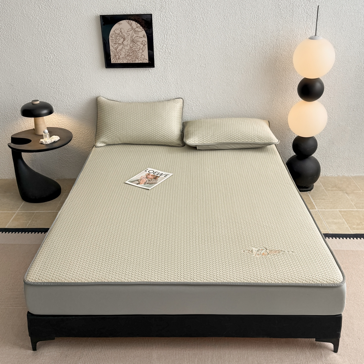 91家纺网 家纺一手货源 找家纺 鑫姿席业 2026新款A类PE凉感抗菌席凉席席子-几何花静系列 几何花境-咖（床笠款）