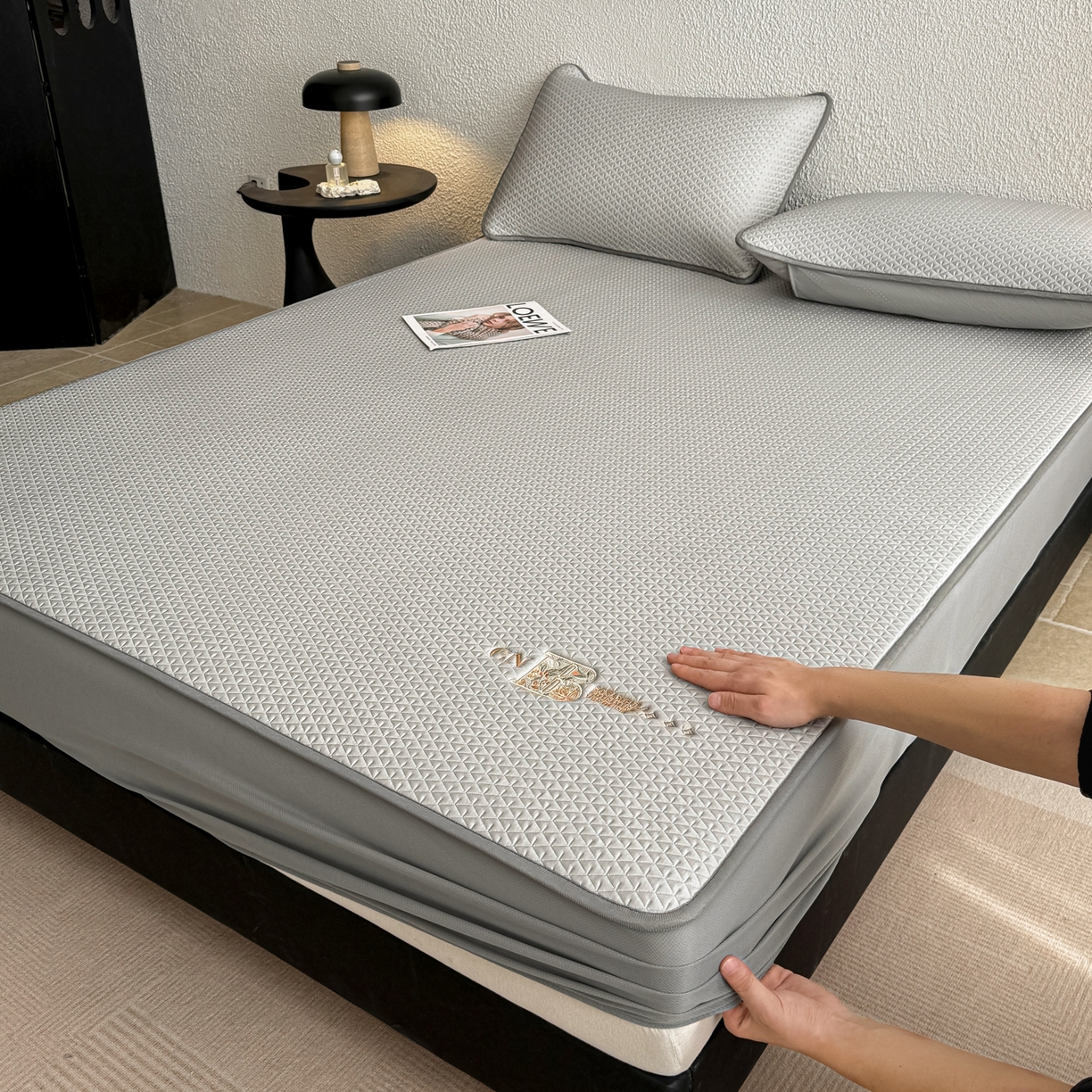 鑫姿席业 2026新款A类PE凉感抗菌席凉席席子-几何花静系列 几何花境-灰（床笠款）