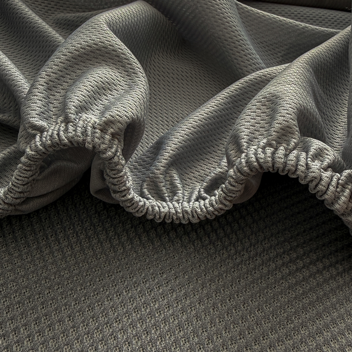 91家纺网 家纺一手货源 找家纺 鑫姿席业 2026新款A类PE凉感抗菌席凉席席子-几何花静系列 几何花境-绿（床笠款）