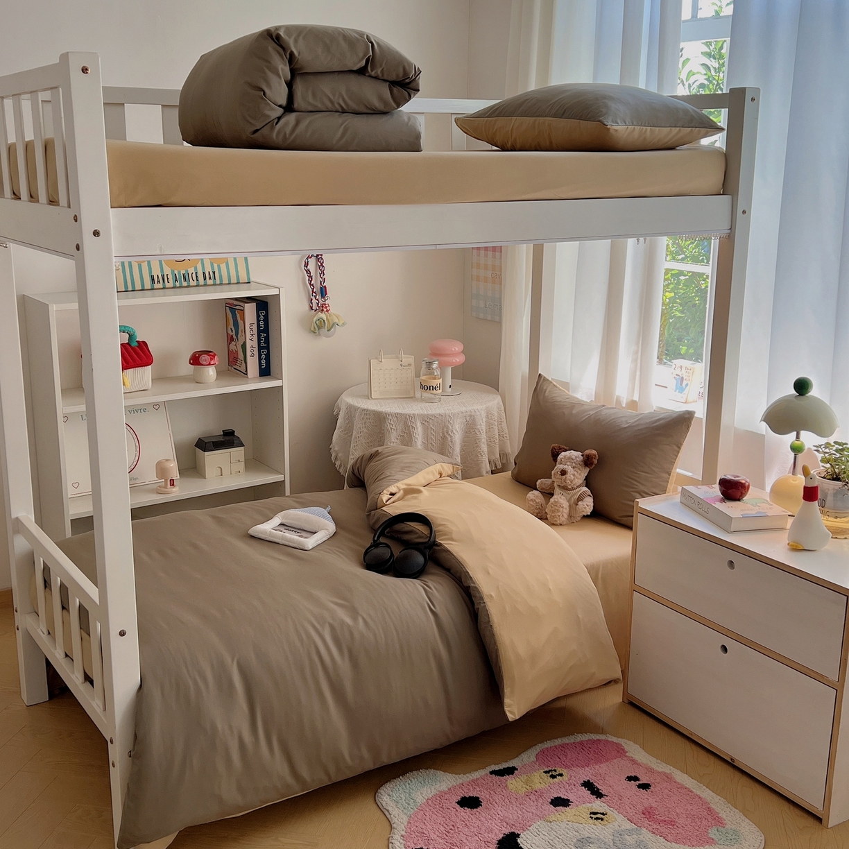 91家纺网 家纺一手货源 找家纺 缦绣阁家纺 2026新款亲肤水洗棉纯色四件套床单被罩被套单件学生宿舍上下铺单人三件套 椰子灰卡其