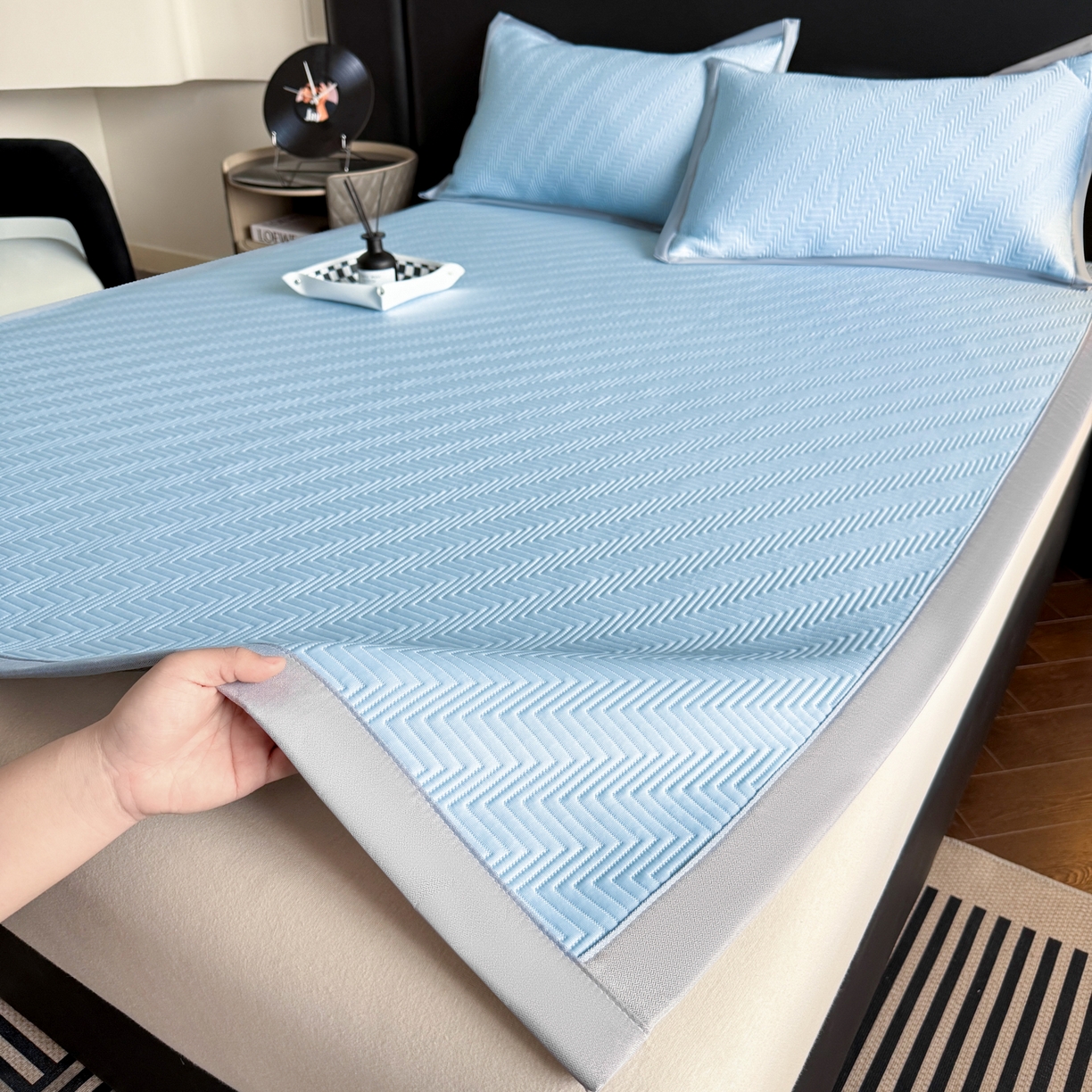 91家纺网 家纺一手货源 找家纺 鑫顺欣 2026新款A类冰豆豆席凉席席子 织浪蓝