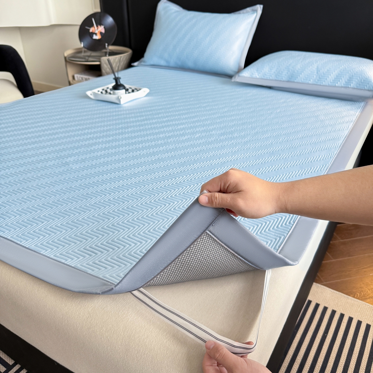 91家纺网 家纺一手货源 找家纺 鑫顺欣 2026新款A类冰豆豆席凉席席子 织浪蓝