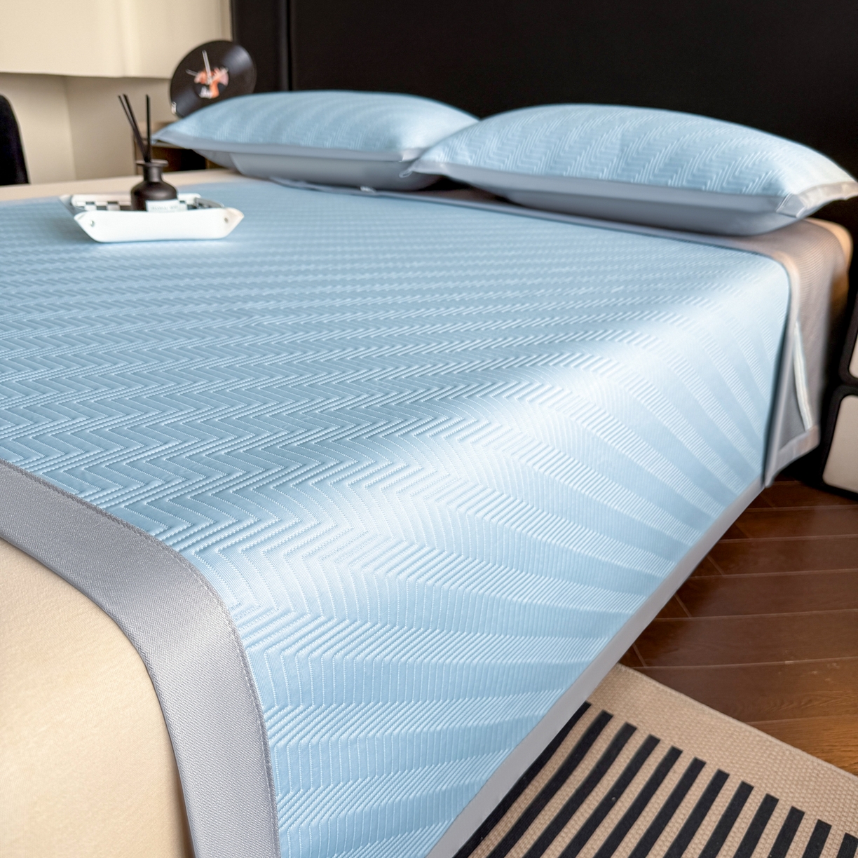 91家纺网 家纺一手货源 找家纺 鑫顺欣 2026新款A类冰豆豆席凉席席子 织浪蓝