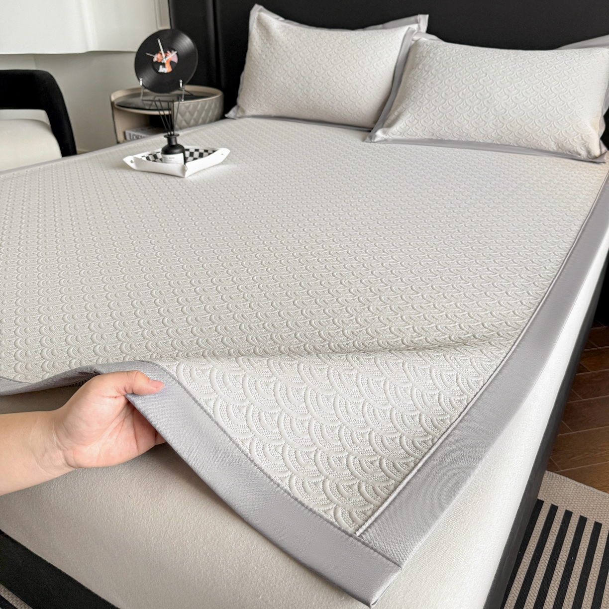 91家纺网 家纺一手货源 找家纺 鑫顺欣 2026新款A类冰豆豆席凉席席子 海纹卡其