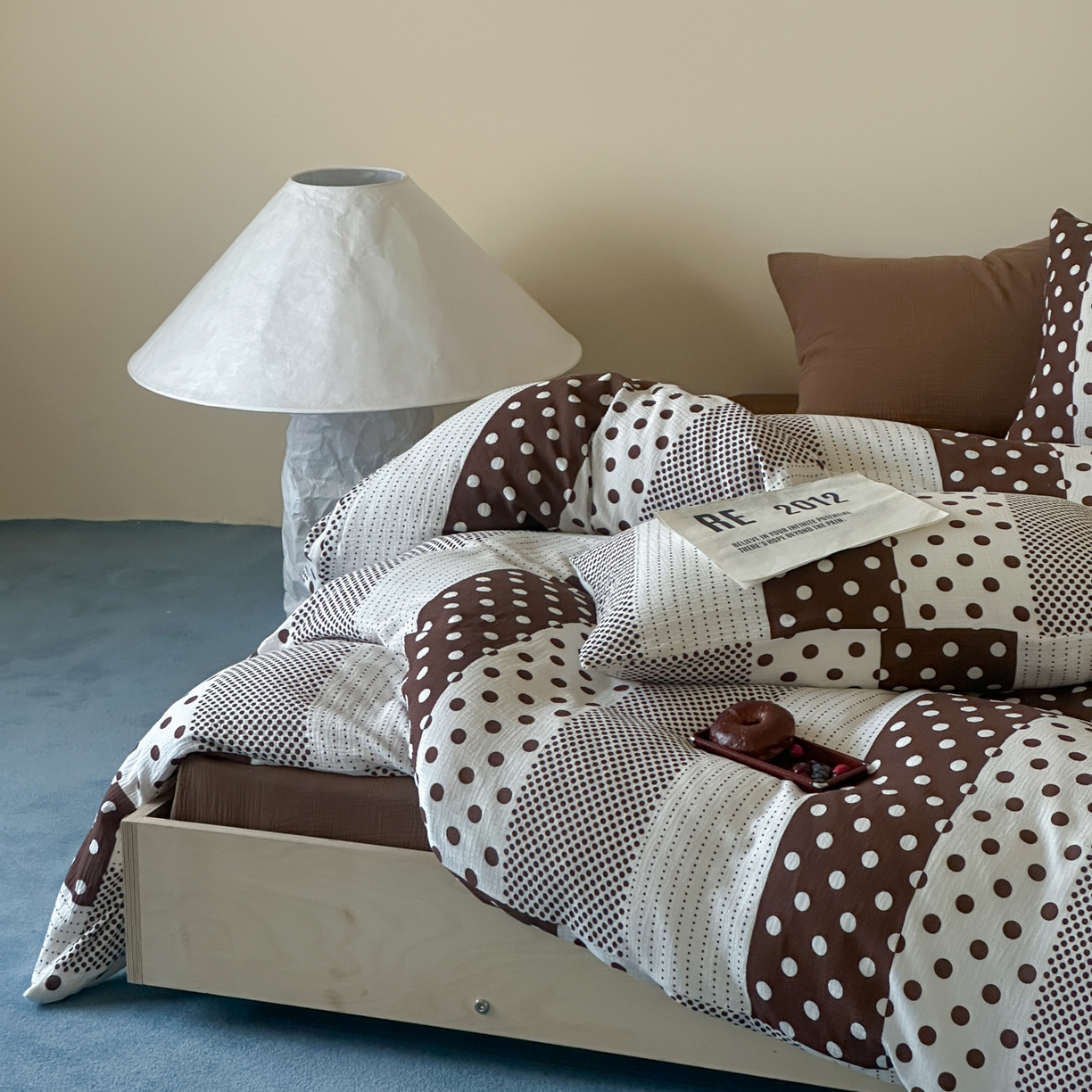 91家纺网 家纺一手货源 找家纺 山舍家居 2026新款全棉A类双层纱四件套元气波点【会员➖20元 含包装价格】 元气波波-咖