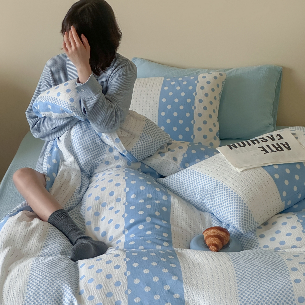 91家纺网 家纺一手货源 找家纺 山舍家居 2026新款全棉A类双层纱四件套元气波点【会员➖20元 含包装价格】 元气波波蓝