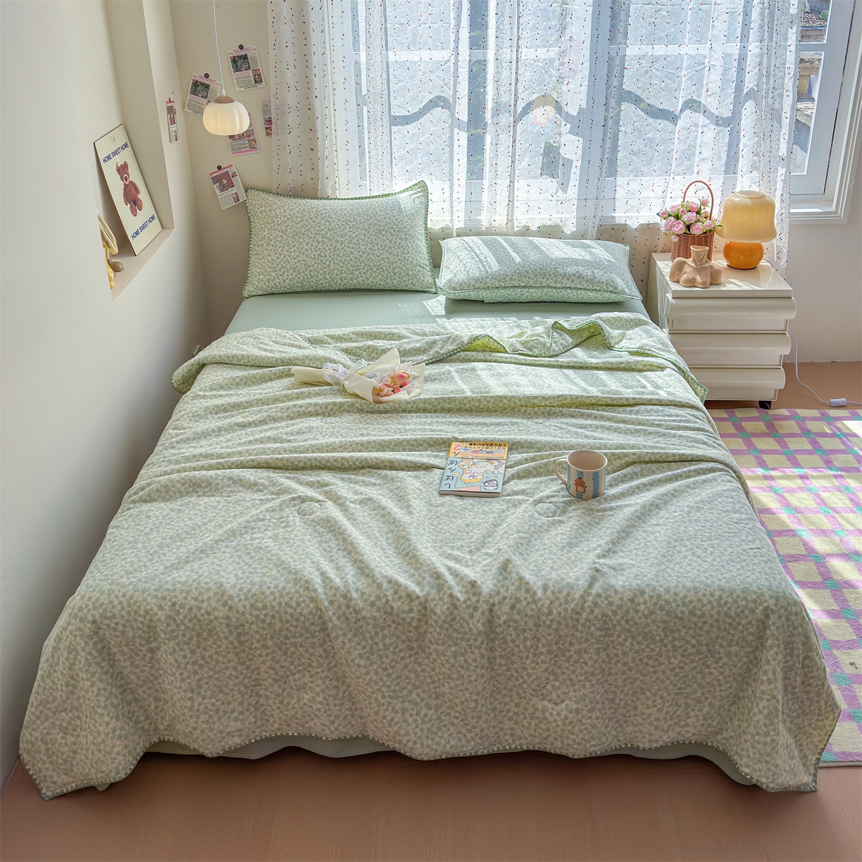 91家纺网 家纺一手货源 找家纺 被窝家纺 2026春夏新款贝壳边全棉双层纱大豆夏凉被空调被夏被四件套 绿玫瑰