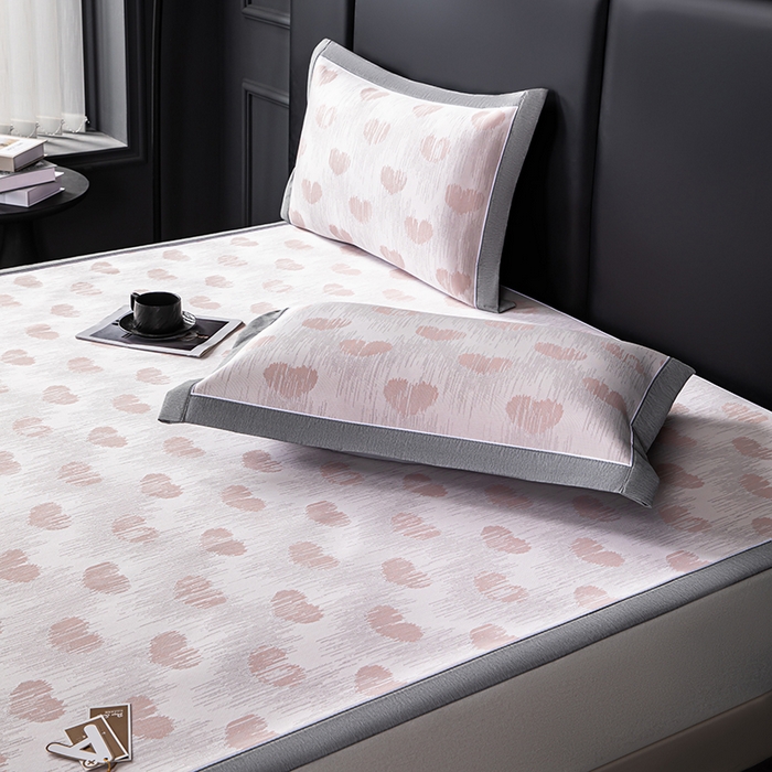 91家纺网 家纺一手货源 找家纺 小牛席业 2026新款爱心凉感冰丝席凉席席子 粉色