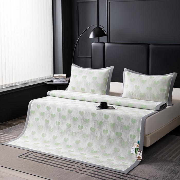 91家纺网 家纺一手货源 找家纺 小牛席业 2026新款爱心凉感冰丝席凉席席子 绿色