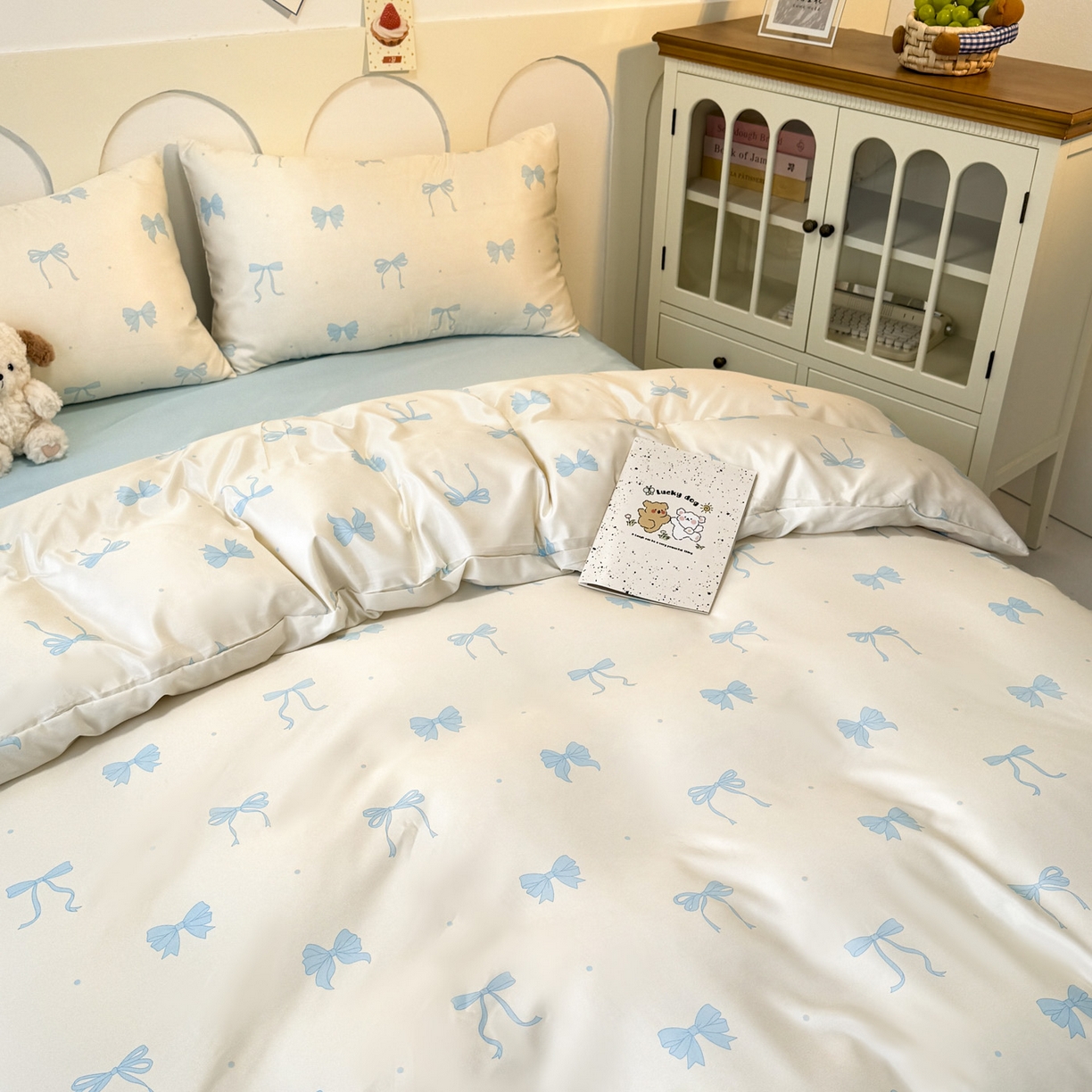 91家纺网 家纺一手货源 找家纺 （总）老K (原美阁） 2026新款蝴蝶结印花冰丝水洗真丝简约款四件套