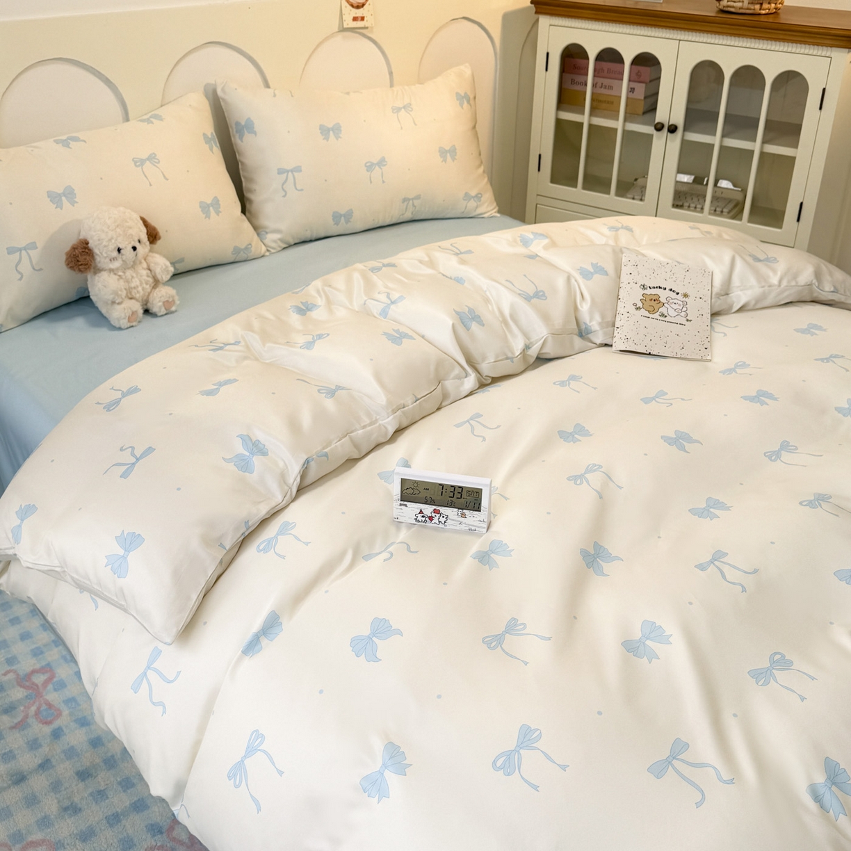 91家纺网 家纺一手货源 找家纺 （总）老K (原美阁） 2026新款蝴蝶结印花冰丝水洗真丝简约款四件套