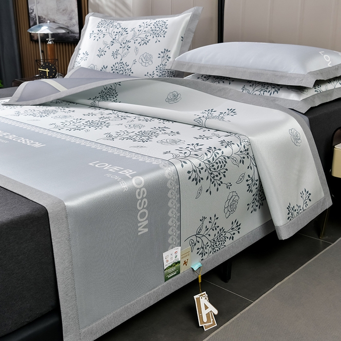 91家纺网 家纺一手货源 找家纺 （总）小牛席业 2026新款加厚款碳光凉感印花冰丝席凉席席子