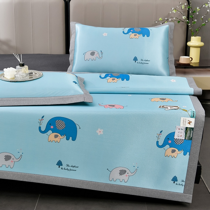 91家纺网 家纺一手货源 找家纺 小牛席业 2026新款加厚款碳光凉感印花冰丝席凉席席子 可爱小象