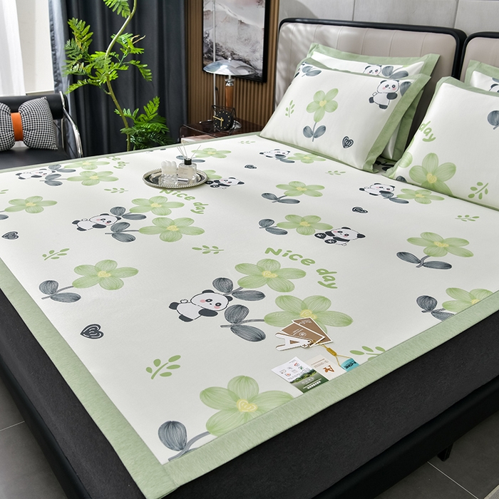 91家纺网 家纺一手货源 找家纺 小牛席业 2026新款加厚款碳光凉感印花冰丝席凉席席子 熊猫胖哒