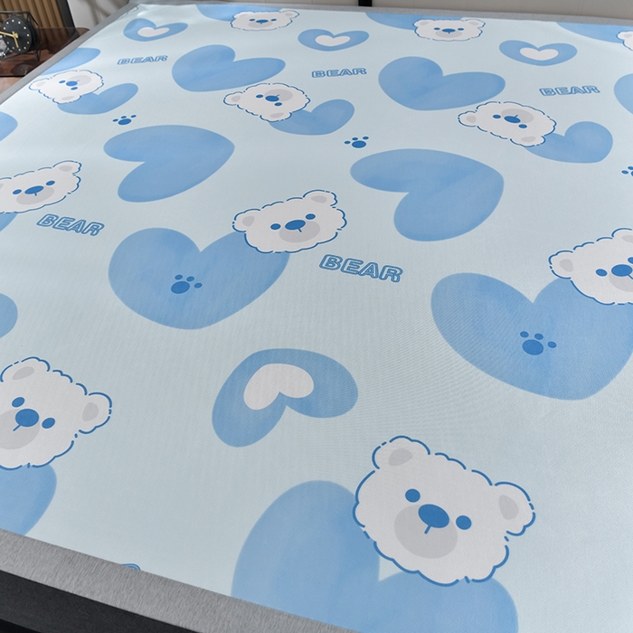 91家纺网 家纺一手货源 找家纺 小牛席业 2026新款加厚款碳光凉感印花冰丝席凉席席子 贝贝熊