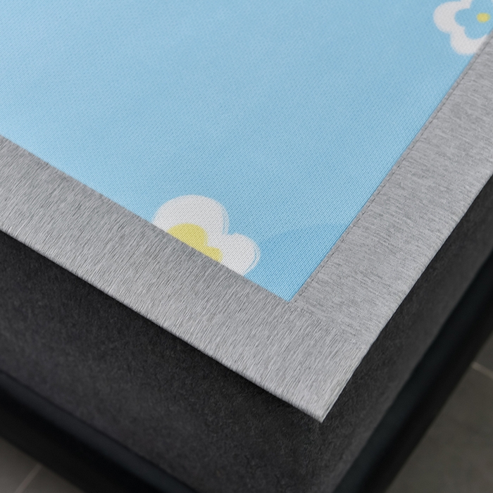 91家纺网 家纺一手货源 找家纺 小牛席业 2026新款加厚款碳光凉感印花冰丝席凉席席子 清凉夏日