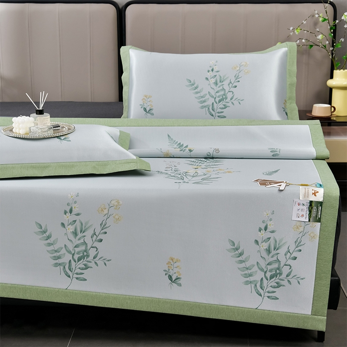 91家纺网 家纺一手货源 找家纺 小牛席业 2026新款加厚款碳光凉感印花冰丝席凉席席子 仙仙草