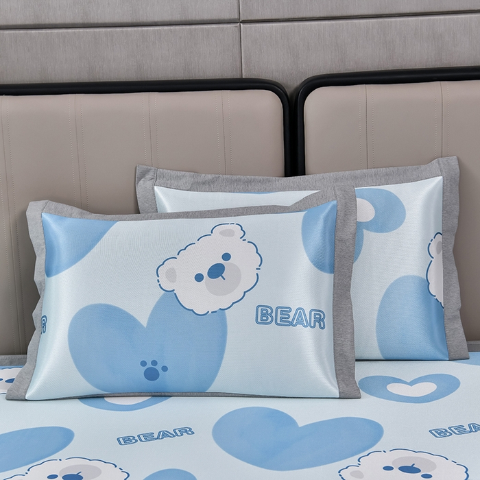 91家纺网 家纺一手货源 找家纺 小牛席业 2026新款加厚款碳光凉感印花冰丝席凉席席子(床笠款） 贝贝熊