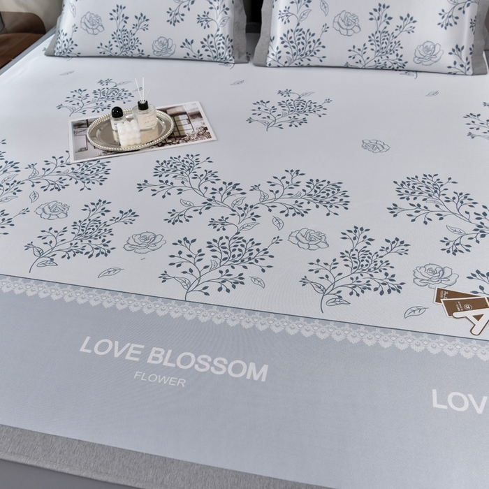 91家纺网 家纺一手货源 找家纺 小牛席业 2026新款加厚款碳光凉感印花冰丝席凉席席子(床笠款） 清新叶语-灰