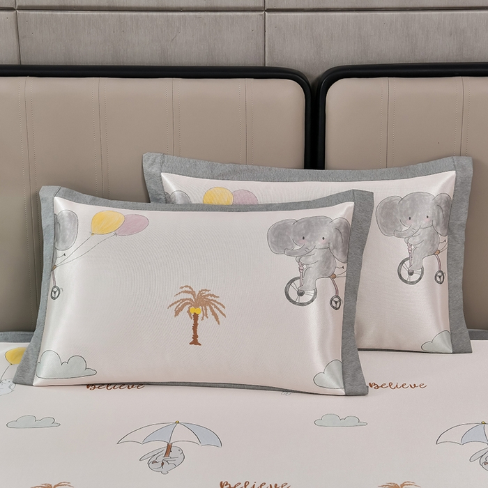 91家纺网 家纺一手货源 找家纺 小牛席业 2026新款加厚款碳光凉感印花冰丝席凉席席子(床笠款） 椰树与大象