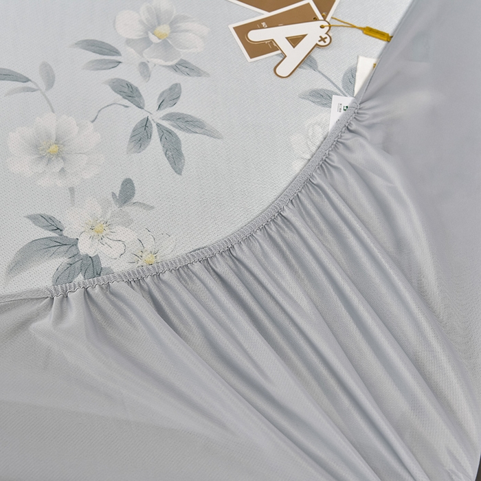 91家纺网 家纺一手货源 找家纺 小牛席业 2026新款加厚款碳光凉感印花冰丝席凉席席子(床笠款） 清新玫瑰