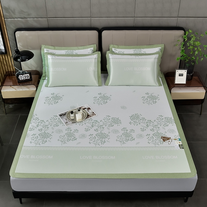 91家纺网 家纺一手货源 找家纺 小牛席业 2026新款加厚款碳光凉感印花冰丝席凉席席子(床笠款） 清新叶语-绿