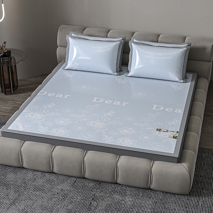 91家纺网 家纺一手货源 找家纺 小牛席业 2026新款PE凉感轻奢赫本提花冰丝席凉席席子 蓝色