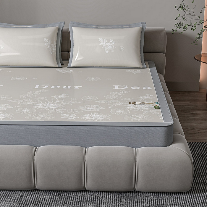 91家纺网 家纺一手货源 找家纺 （总）小牛席业 2026新款PE凉感轻奢赫本提花冰丝席凉席席子（床笠款）