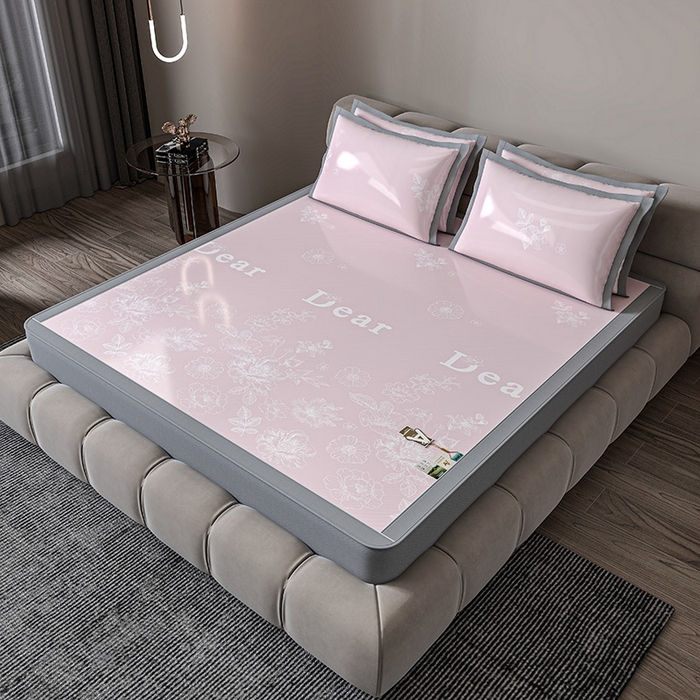 91家纺网 家纺一手货源 找家纺 小牛席业 2026新款PE凉感轻奢赫本提花冰丝席凉席席子（床笠款） 粉色