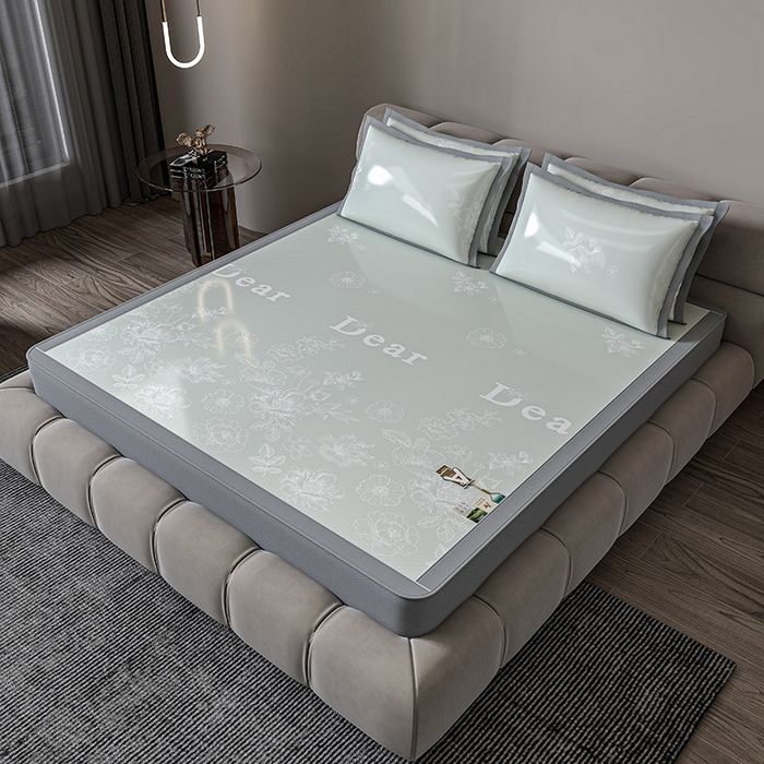 91家纺网 家纺一手货源 找家纺 小牛席业 2026新款PE凉感轻奢赫本提花冰丝席凉席席子（床笠款） 抹茶