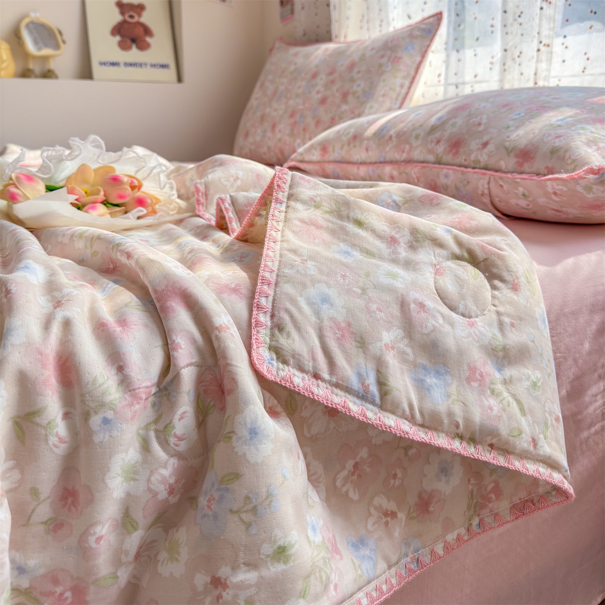 91家纺网 家纺一手货源 找家纺 被窝家纺 2026春夏新款贝壳边全棉双层纱大豆夏凉被空调被夏被四件套 清桃-粉