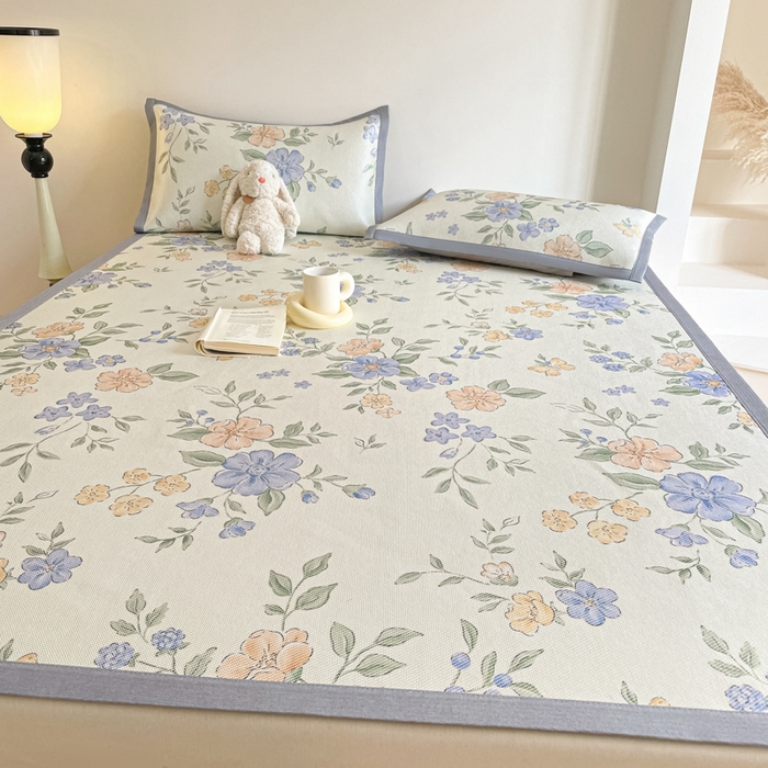 91家纺网 家纺一手货源 找家纺 （总）柒月家居 2026新款小清新印花冰藤系列凉席席子-平铺款