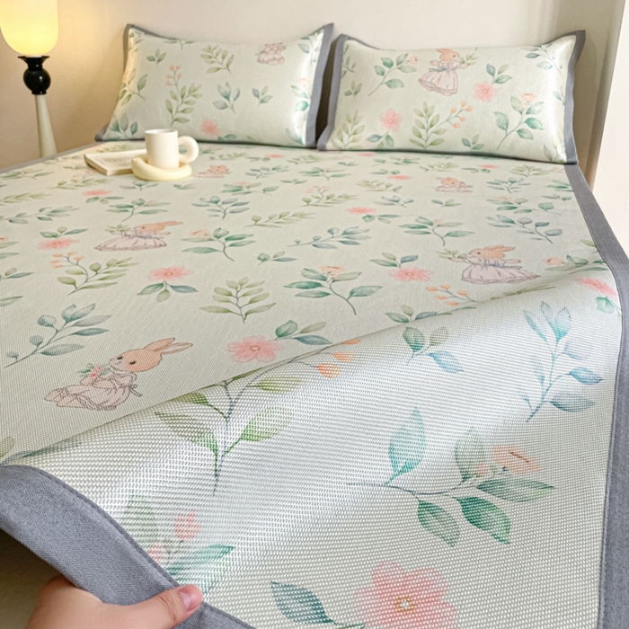 91家纺网 家纺一手货源 找家纺 （总）柒月家居 2026新款小清新印花冰藤系列凉席席子-平铺款