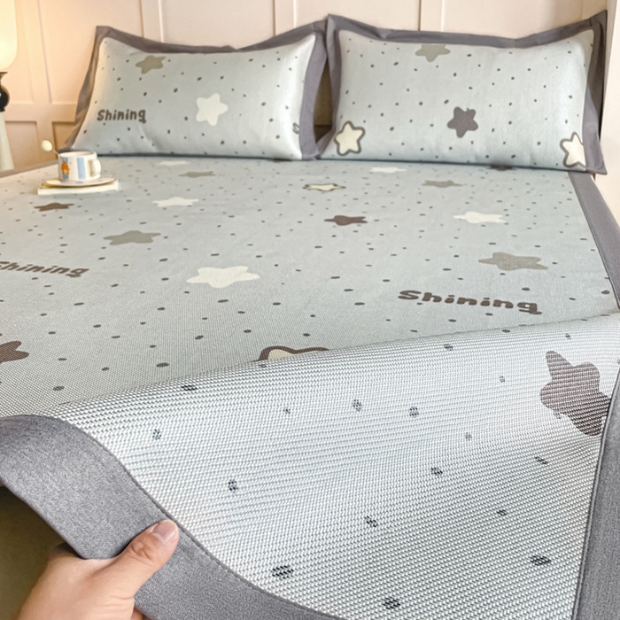 91家纺网 家纺一手货源 找家纺 （总）柒月家居 2026新款小清新印花冰藤系列凉席席子-平铺款