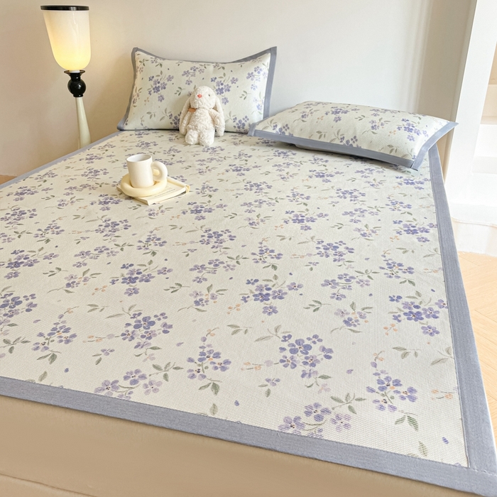 91家纺网 家纺一手货源 找家纺 柒月家居 2026新款小清新印花冰藤系列凉席席子-平铺款 紫漫