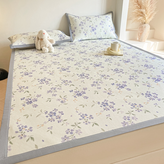 91家纺网 家纺一手货源 找家纺 柒月家居 2026新款小清新印花冰藤系列凉席席子-平铺款 紫漫