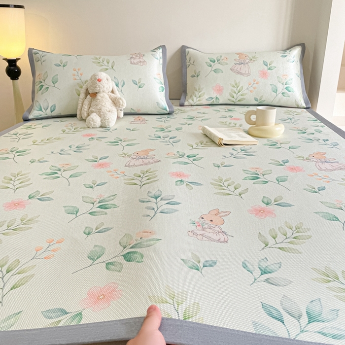 91家纺网 家纺一手货源 找家纺 柒月家居 2026新款小清新印花冰藤系列凉席席子-平铺款 青枝花间