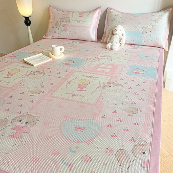 91家纺网 家纺一手货源 找家纺 柒月家居 2026新款小清新印花冰藤系列凉席席子-平铺款 甜心喵语