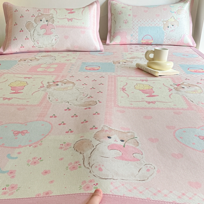 91家纺网 家纺一手货源 找家纺 柒月家居 2026新款小清新印花冰藤系列凉席席子-平铺款 甜心喵语