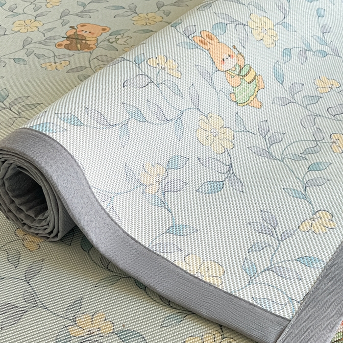 91家纺网 家纺一手货源 找家纺 柒月家居 2026新款小清新印花冰藤系列凉席席子-平铺款 叶子萌宠